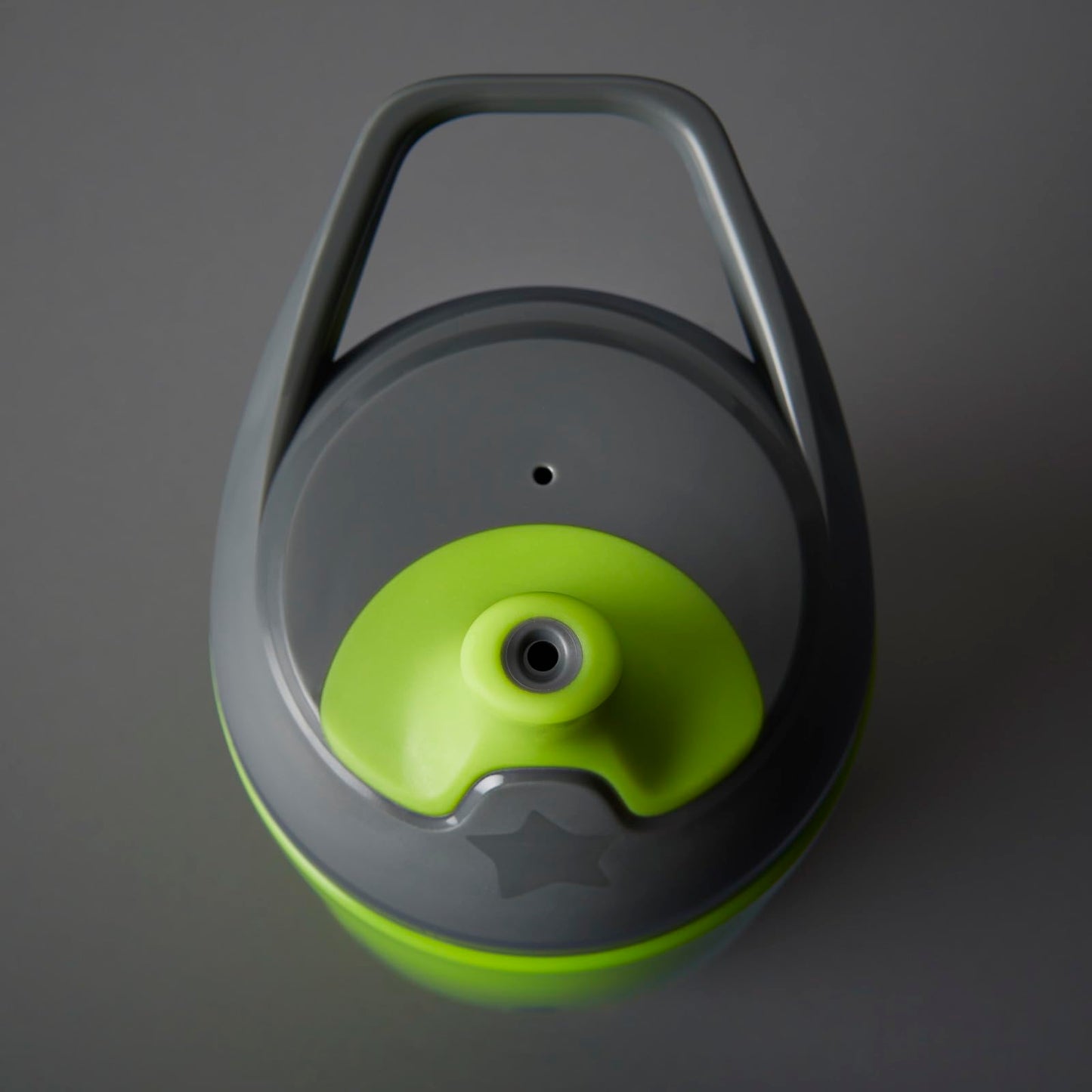 25 oz Triple-Insulated Stainless Steel Water Bottle with 3 Lids, BPA-Free, Keeps Cold 24H, Sustainable Metal for Hiking & Biking